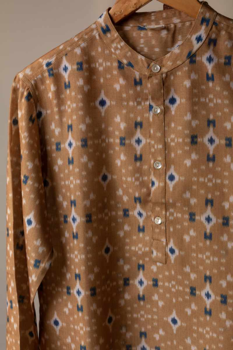 Image for Kusvaa Bpr47 Sarvin Men's Ikkat Print Kurta Side