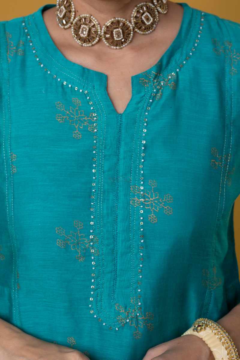 Image for Kusvaa Vcr232 Dasya Chanderi A Line Kurta Closeup 2