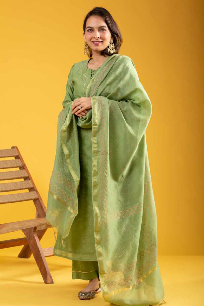 Image for Kusvaa Vcr237 Mehlaka Chanderi Kurta Dupatta Set Featured