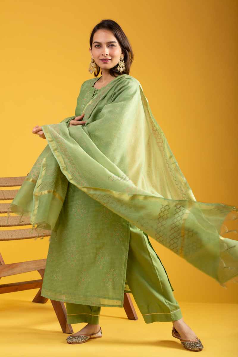 Image for Kusvaa Vcr237 Mehlaka Chanderi Kurta Dupatta Set Front