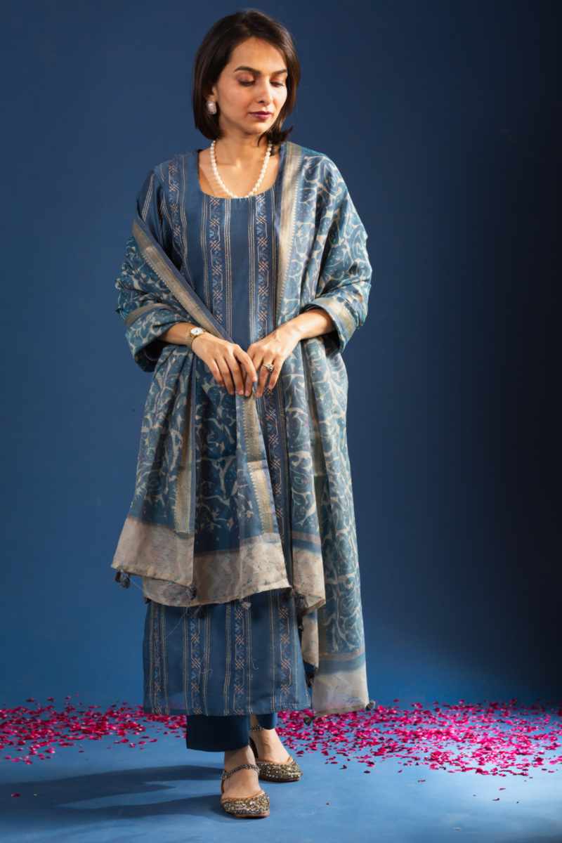 Image for Kusvaa Ws1070 Aamira Chanderi Complete Suit Set Side