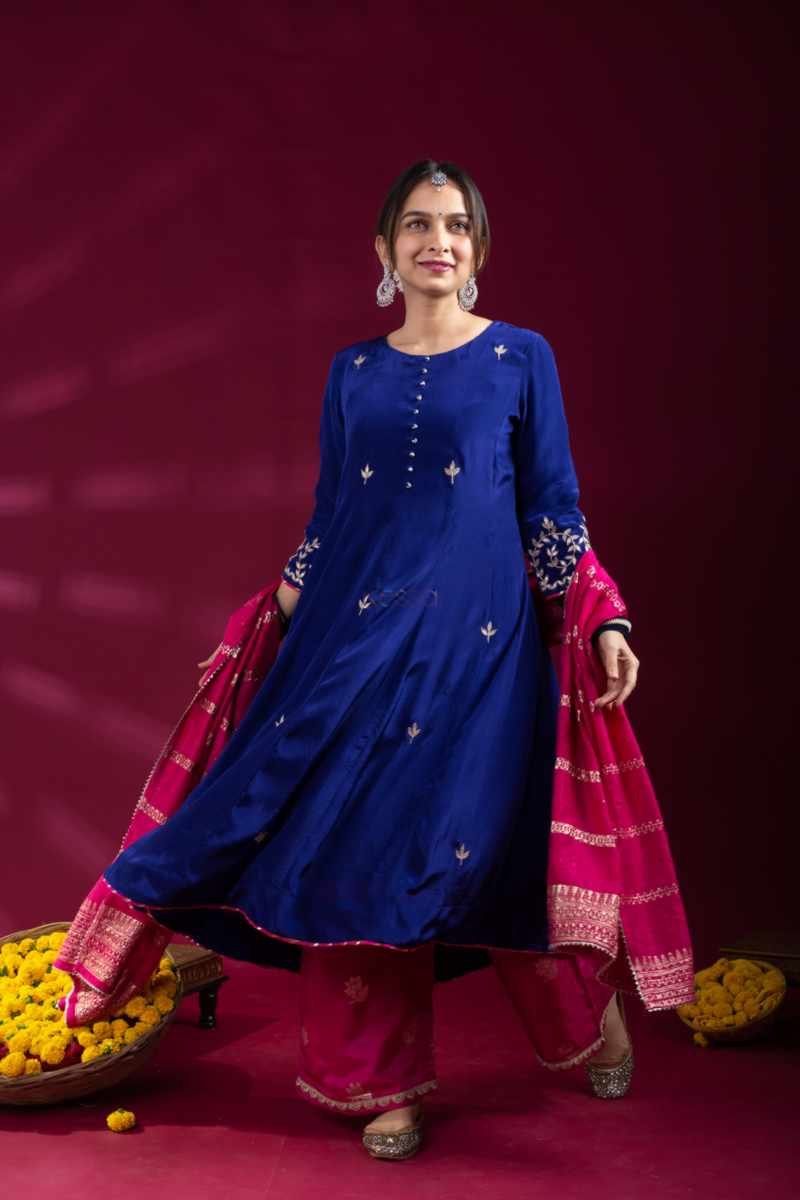 Image for Kusvaa Ws1078 Nicika Complete Suit Set Side