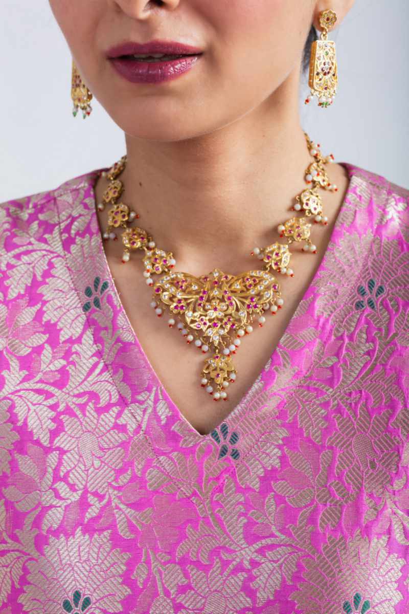 Image for Kusvaa Avdaf270 Renelle Banarasi Kurta With Pant Set Closeup 2