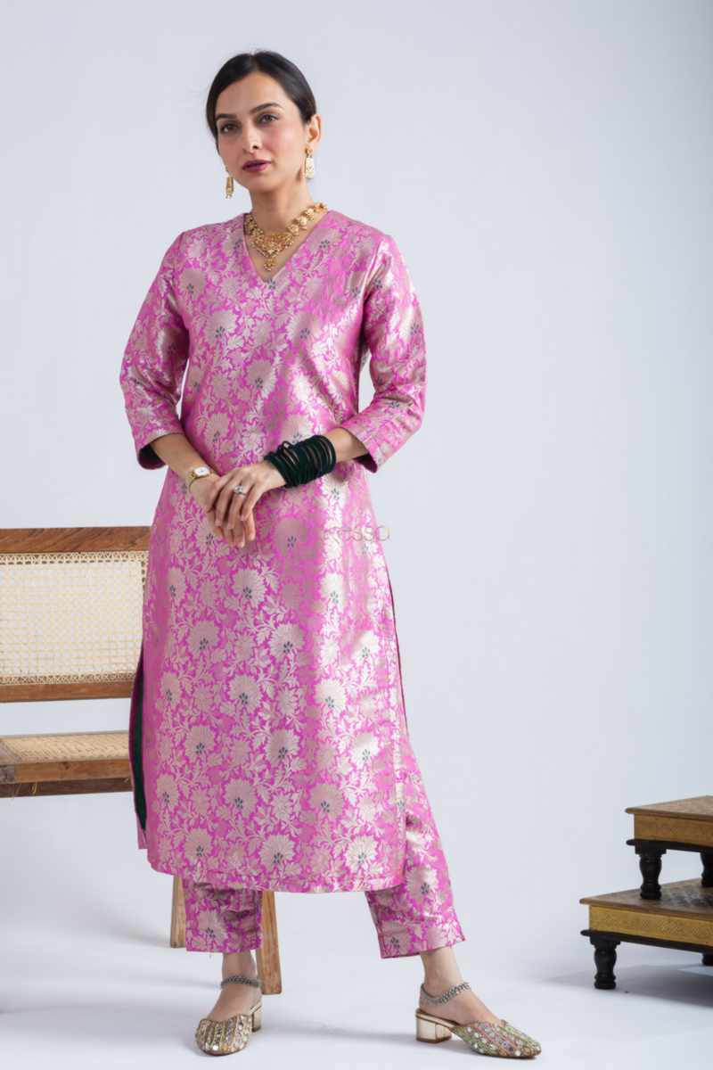 Image for Kusvaa Avdaf270 Renelle Banarasi Kurta With Pant Set Front
