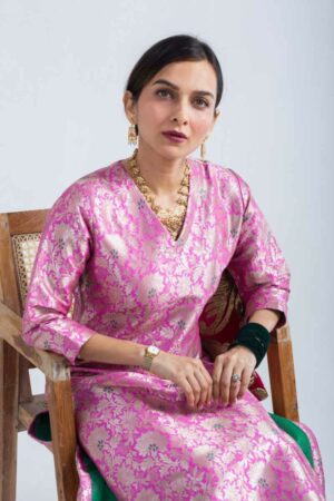 Image for Kusvaa Avdaf270 Renelle Banarasi Kurta With Pant Set Sitting