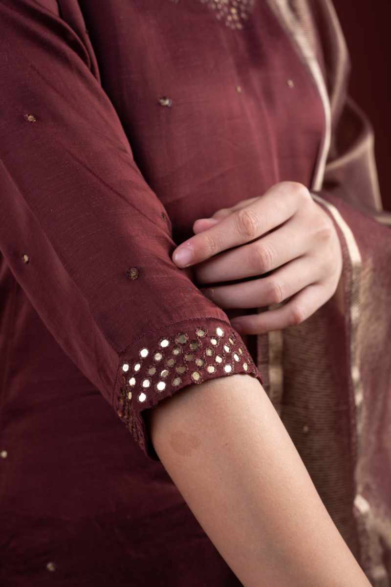 Image for Kusvaa Avdaf274 Tahiya Complete Suit Set Closeup