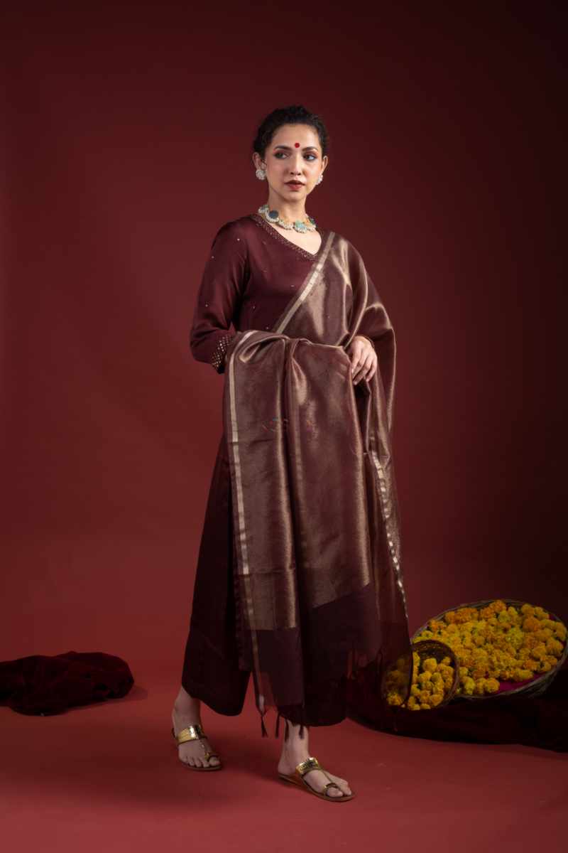 Image for Kusvaa Avdaf274 Tahiya Complete Suit Set Side