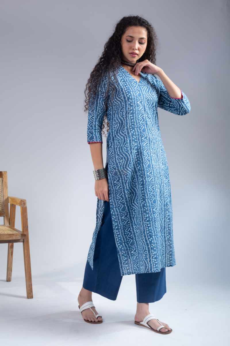 Image for Kusvaa Vcr243 Udvahni Cotton Straight Fit Kurta Front