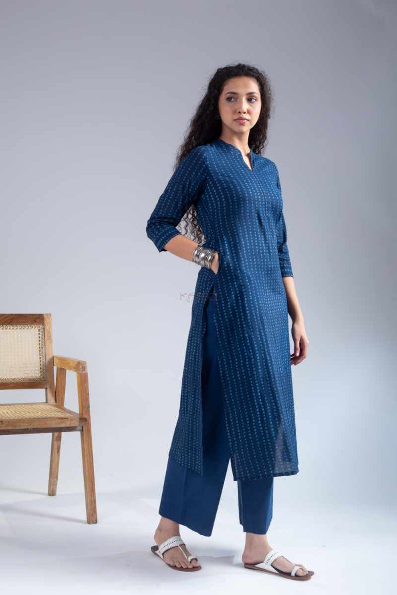 Image for Kusvaa Vcr246 Umayma Cotton Straight Kurta Side
