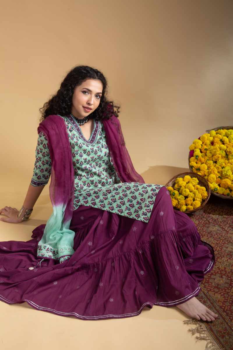Image for Kusvaa Wsr424 Yesasri Cotton Complete Skirt Set Sitting