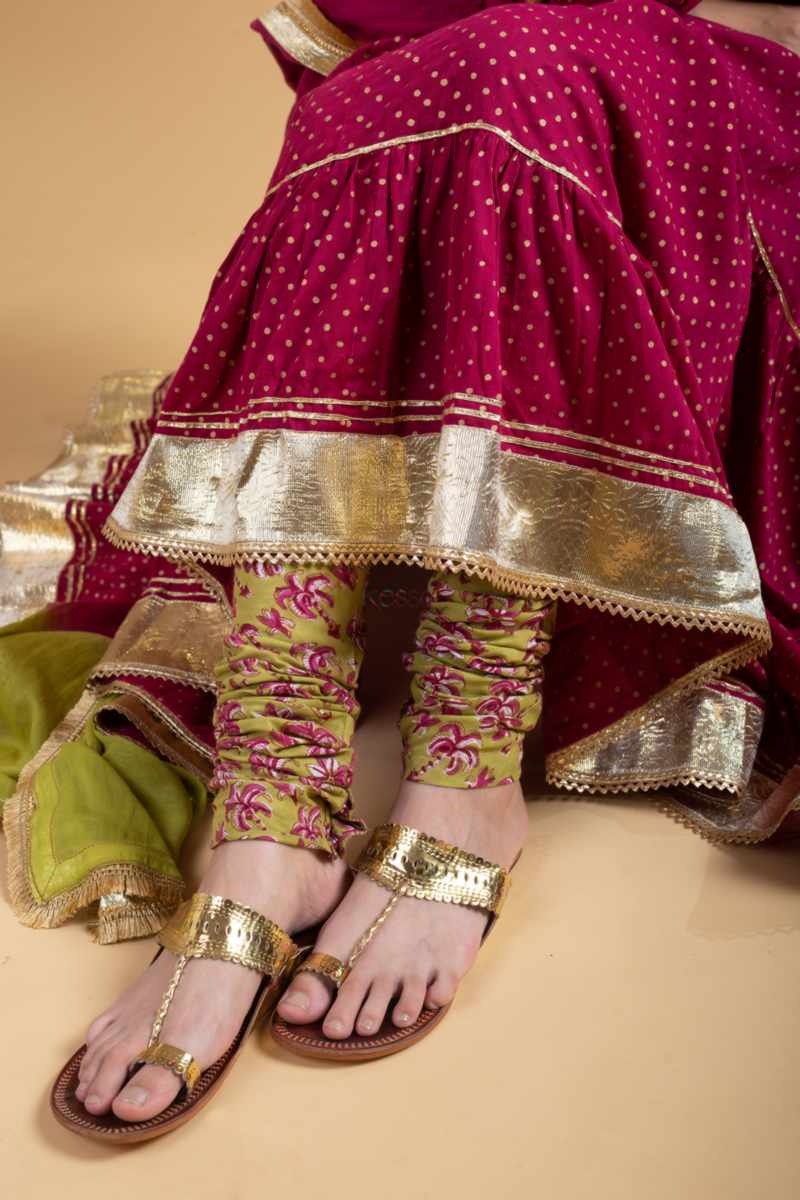 Image for Kusvaa Wsr425 Gautami Cotton Complete Suit Set Closeup 2