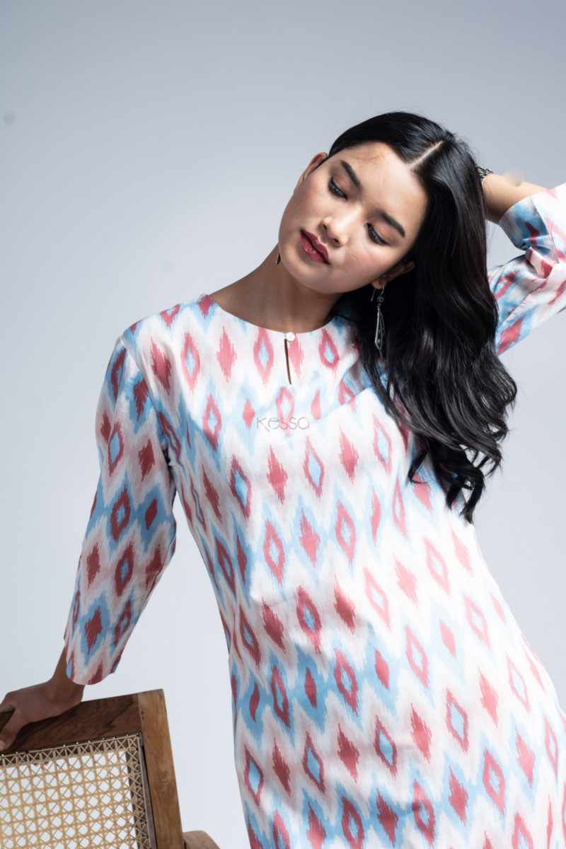 Image for Kusvaa Nekurta18 Ishmita Ikkat Print Straight Fit Kurta Featured New