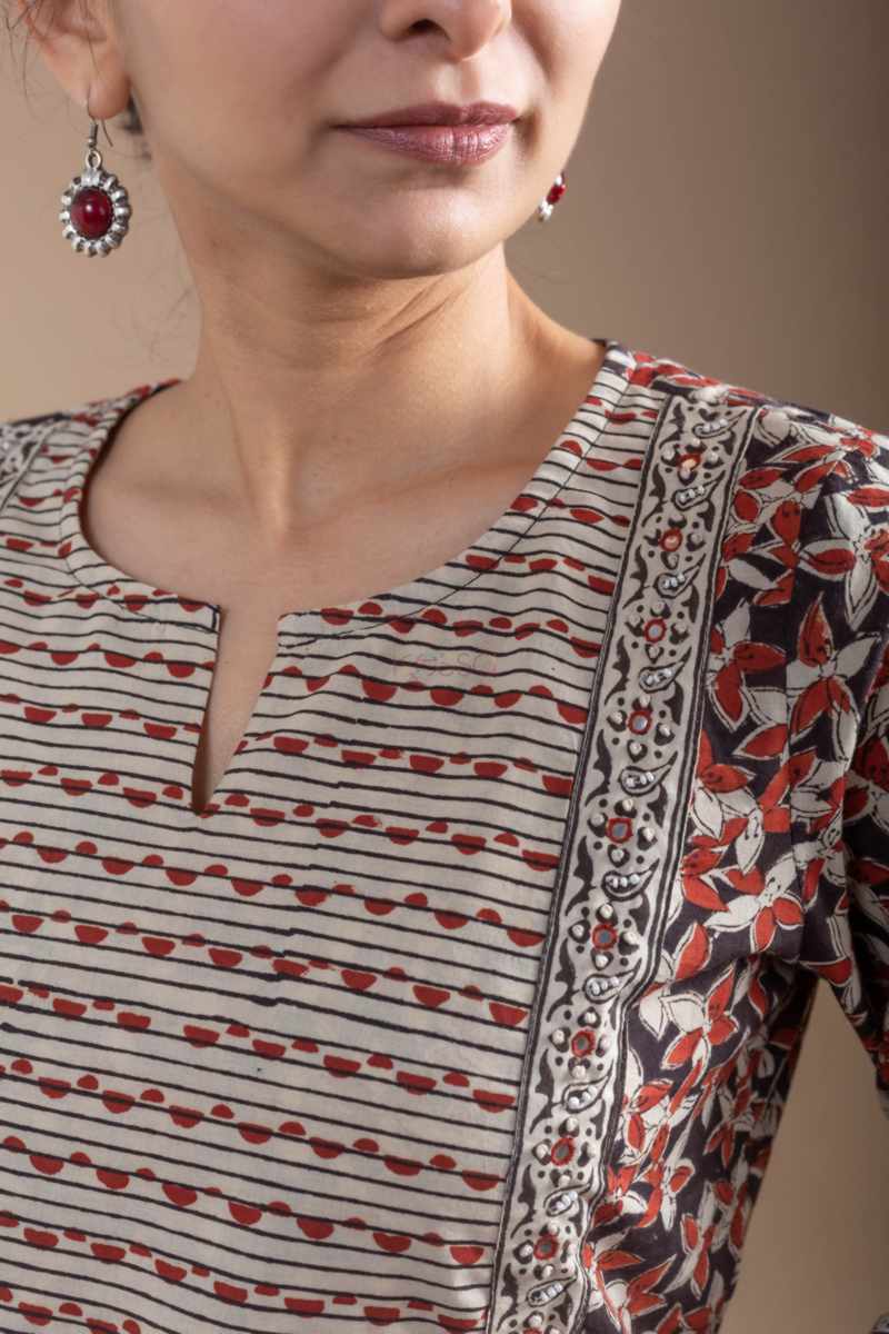 Image for Kusvaa Vcr255 Rohana Cotton Kurta Pant Set Closeup New