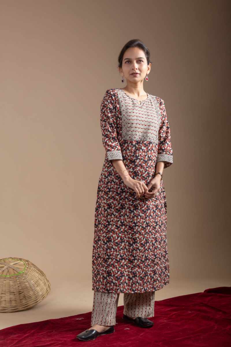 Image for Kusvaa Vcr255 Rohana Cotton Kurta Pant Set Side New