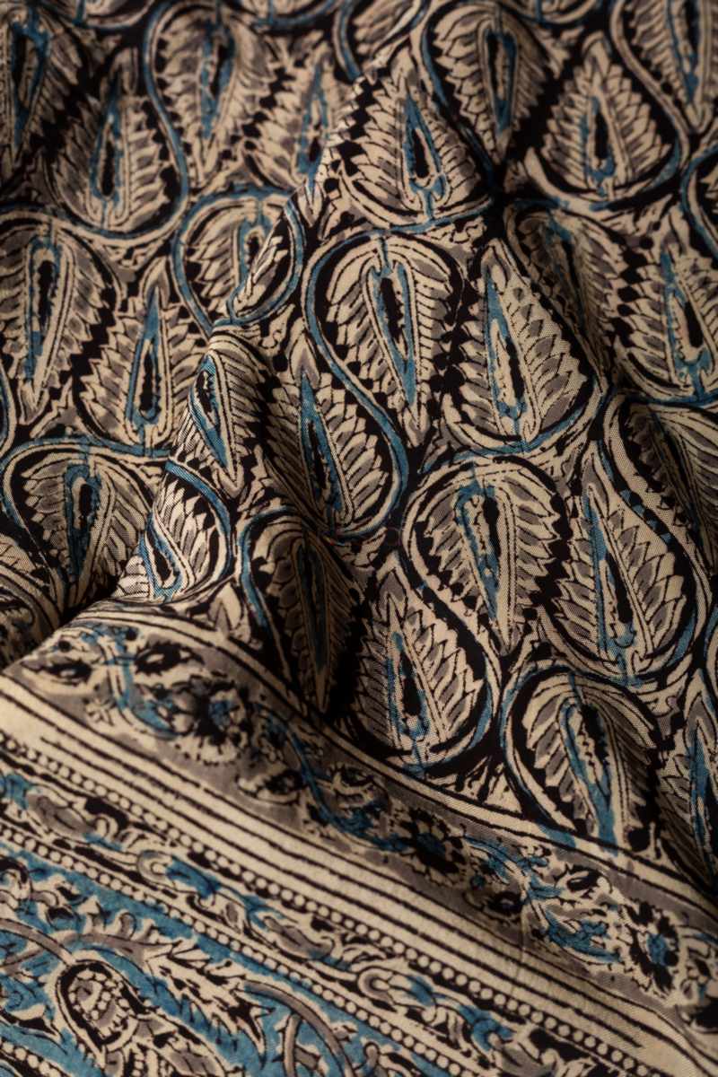 Image for Kusvaa Chdu02 Chelsea Assam Silk Stole Front