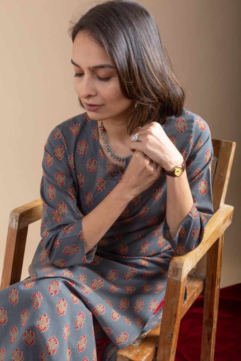 Image for Kusvaa Mbek02 Premala Cotton Bootil Print Kurta Closeup 2