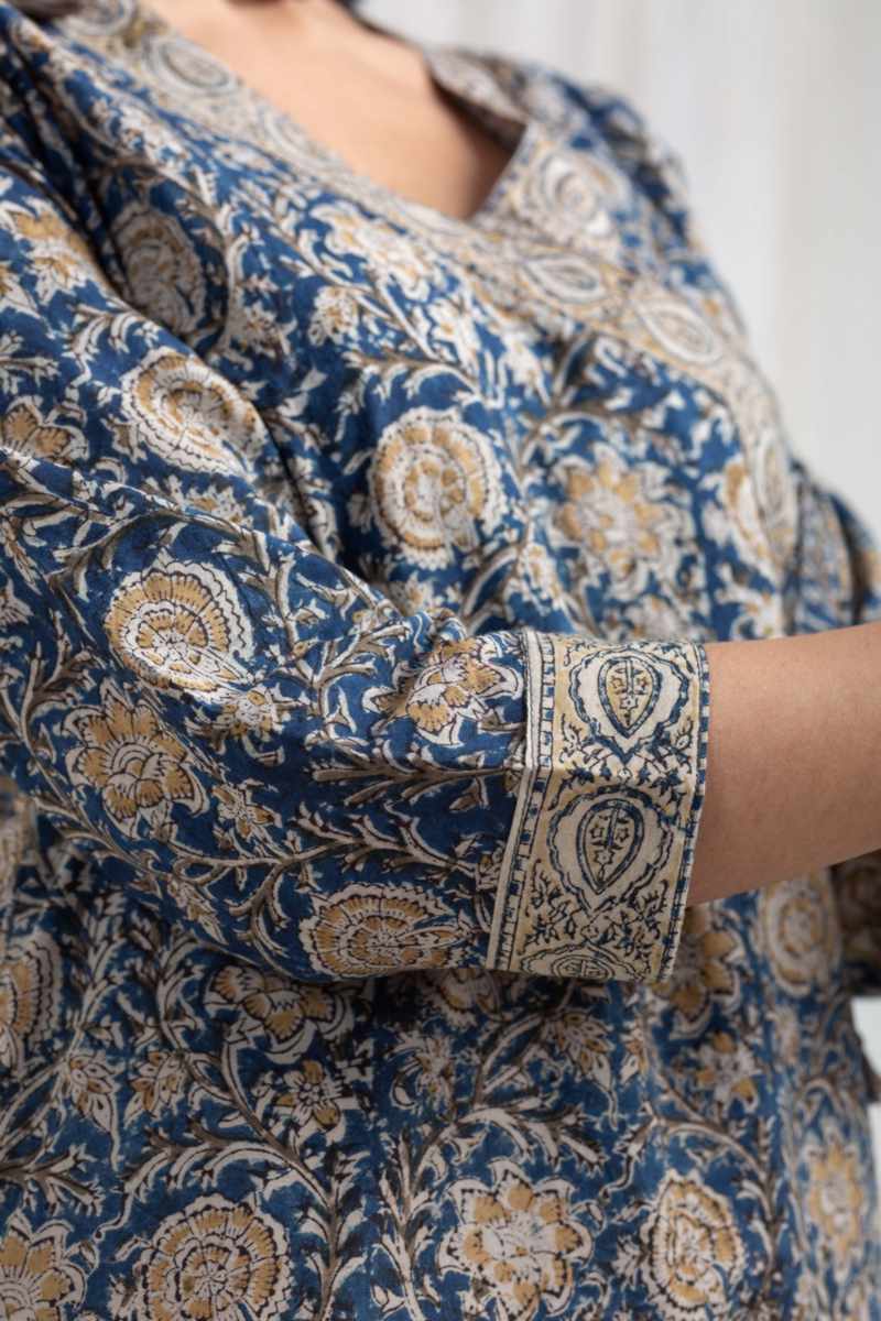 Image for Kusvaa Ne32 Suhani Cotton Kalamkari Kurta Closeup 2