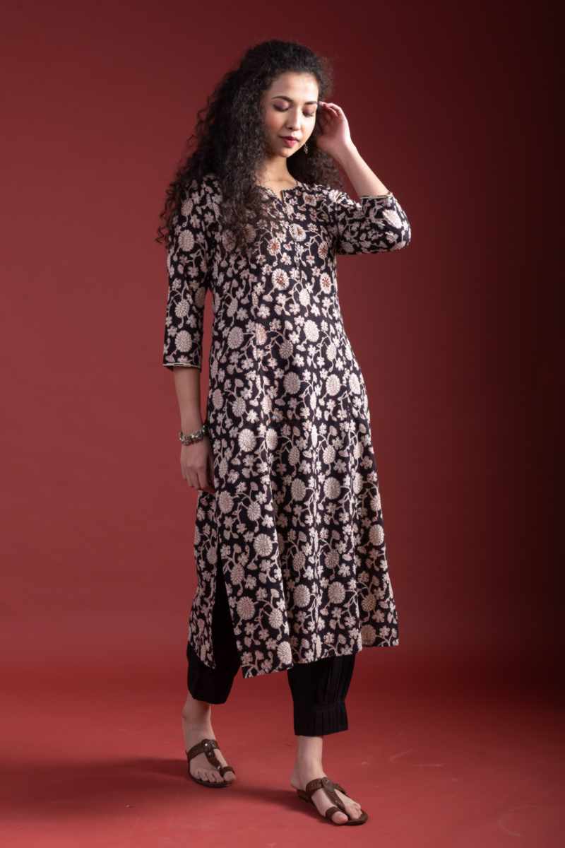 Image for Kusvaa Vcr256 Mitali Cotton Floral Jaal Print Kurta Front