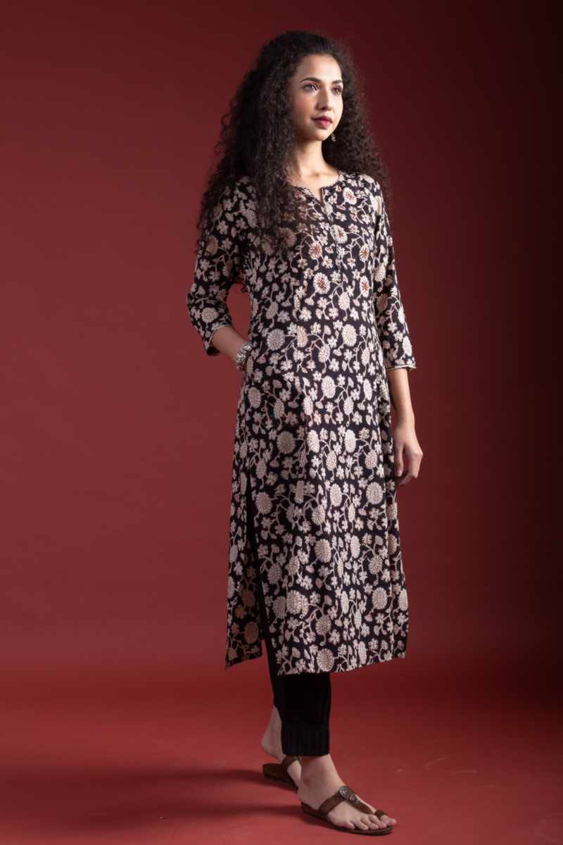 Image for Kusvaa Vcr256 Mitali Cotton Floral Jaal Print Kurta Side