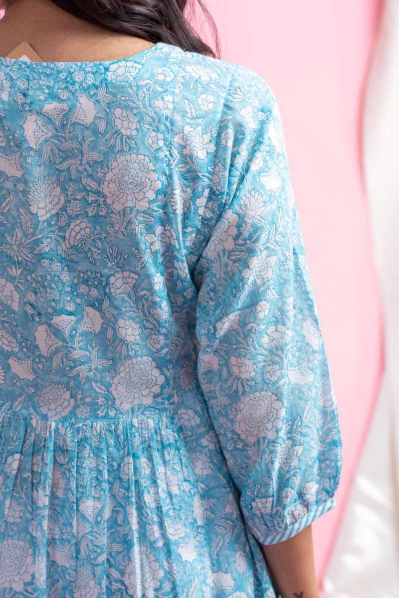 Image for Kusvaa Avdaf282 Fanisha Cotton Kurta With Kota Doriya Dupatta Set Sitting