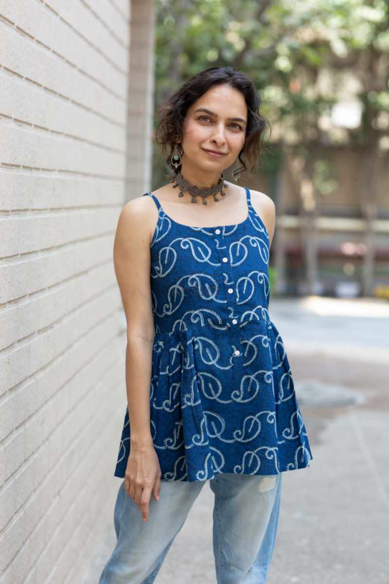 Image for Kusvaa Bpr57 Jerrie Cotton Spaghetti Top Sitting