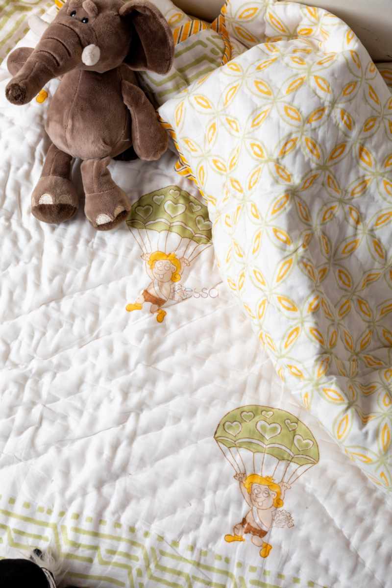 Image for Kusvaa Kaq294 Hritvi Blockprint Mulmul Baby Quilt Closeup