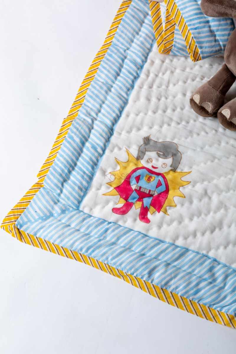 Image for Kusvaa Kaq296 Kiara Blockprint Mulmul Baby Quilt Side