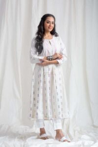 Image for Kusvaa Avdaf284 Vanhi Handloom Cotton Kurta Featured