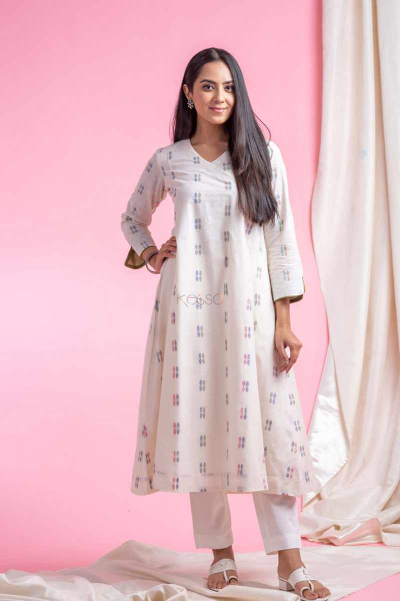 Image for Kusvaa Avdaf285 Kerry  Handloomcotton Kurta Front