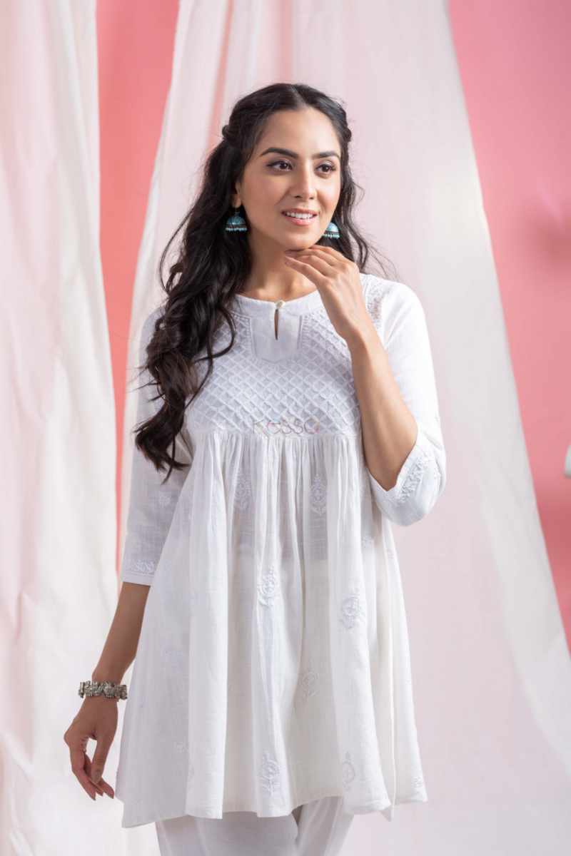 Image for Kusvaa Bpr60 Keira Cotton Slub Short Kurti Featured