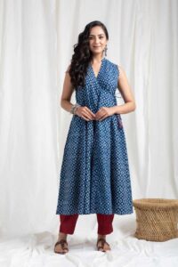 Image for Kusvaa Bpr61 Moon Cotton Handblock Kurta Featured