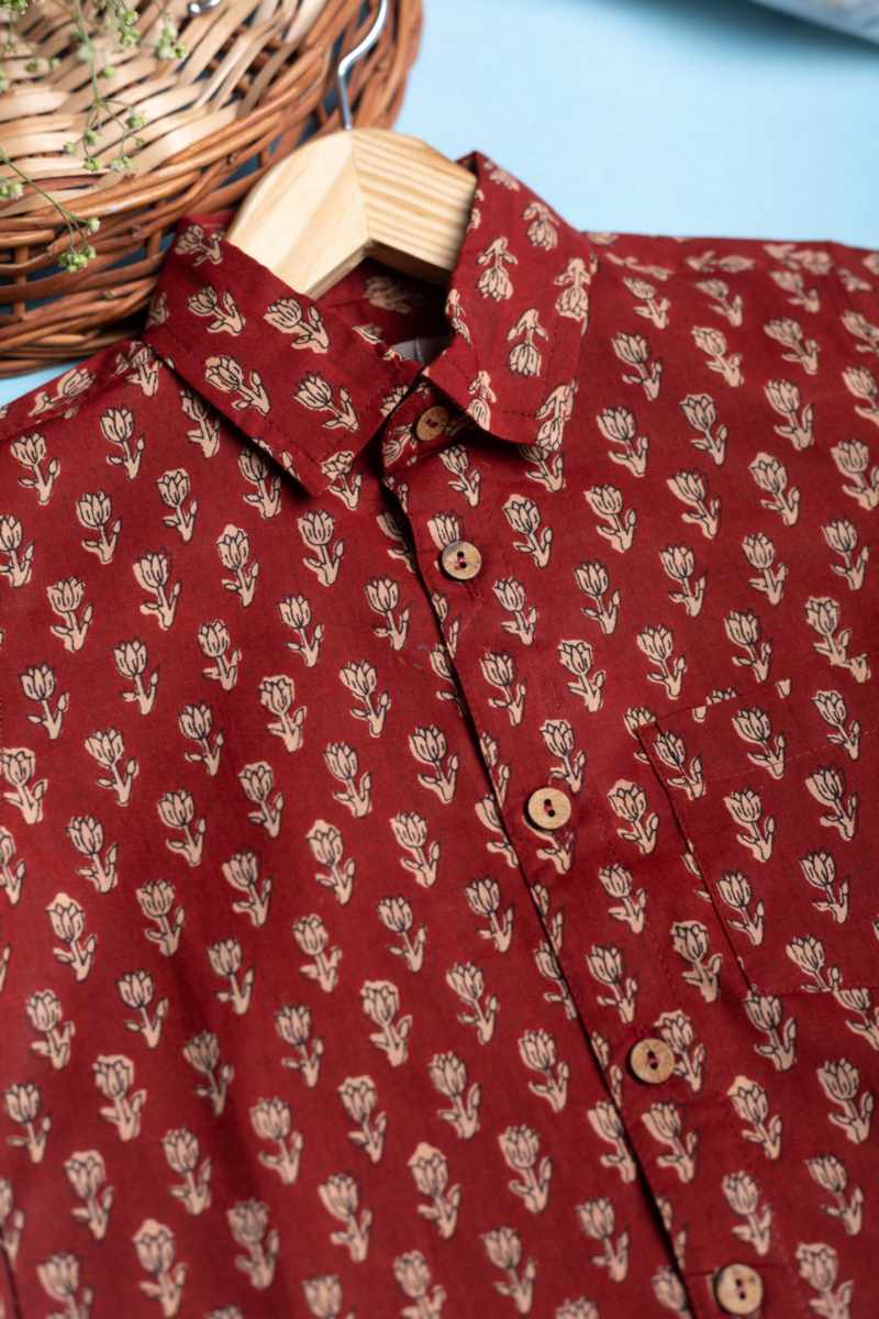 Image for Kusvaa Mbe116 Omar Cotton Boy's Half Sleeves Shrit Front
