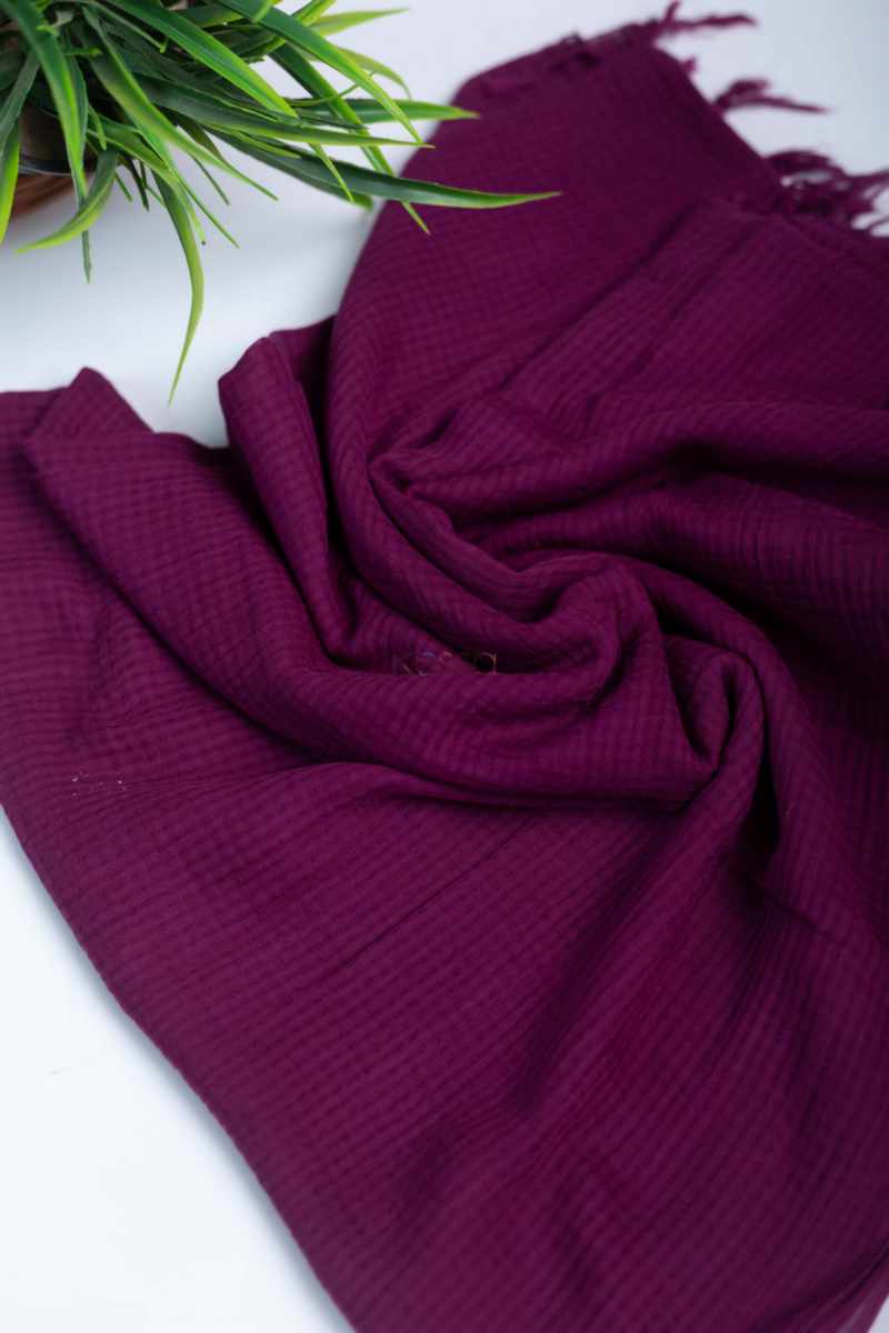 Image for Kusvaa Rnchdupatta06 Cotton Kota Doria Dupatta Wine Closeup