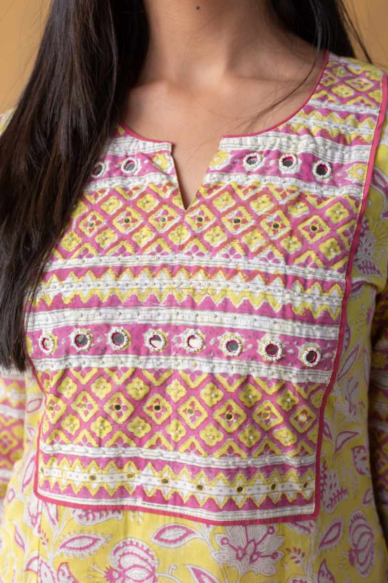 Image for Kusvaa Vcr266 Kalyan Cotton Handblock Print Kurta Closeup