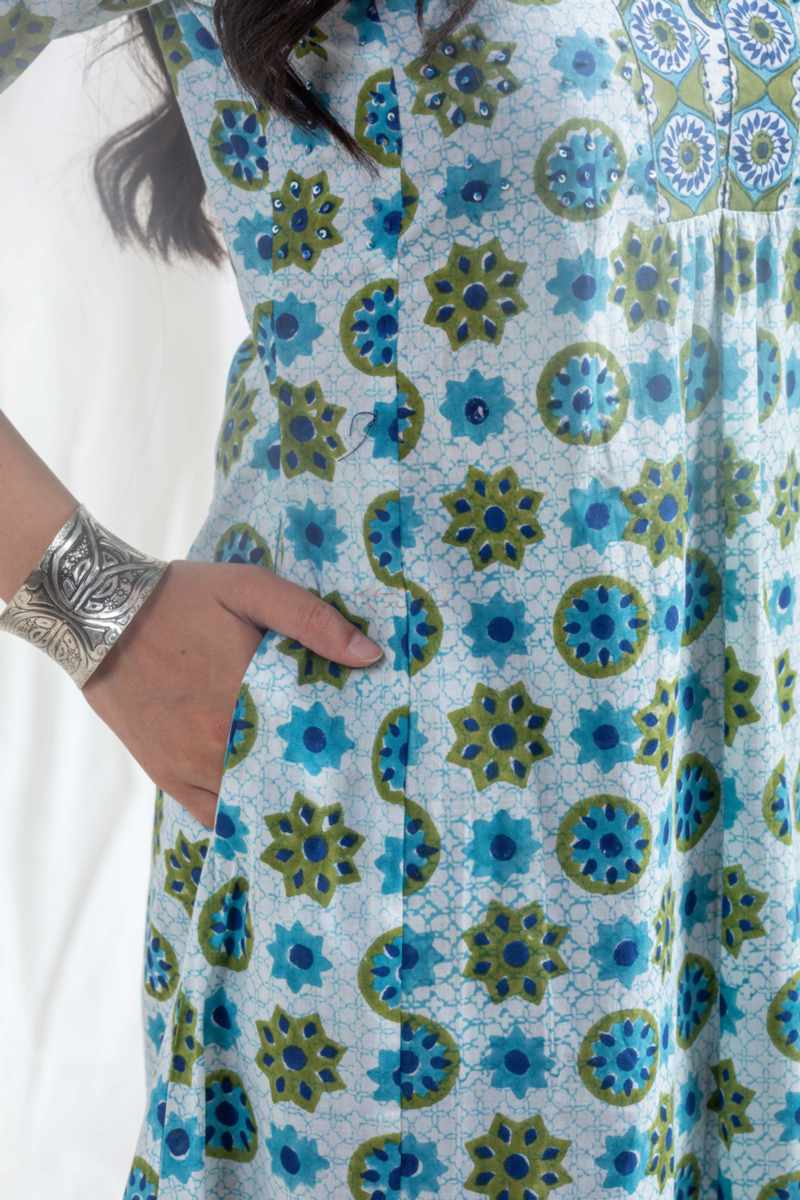 Image for Kusvaa Wsr436 Tejavati Cotton Handblock Kurta Closeup 2