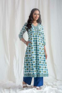 Image for Kusvaa Wsr436 Tejavati Cotton Handblock Kurta Featured