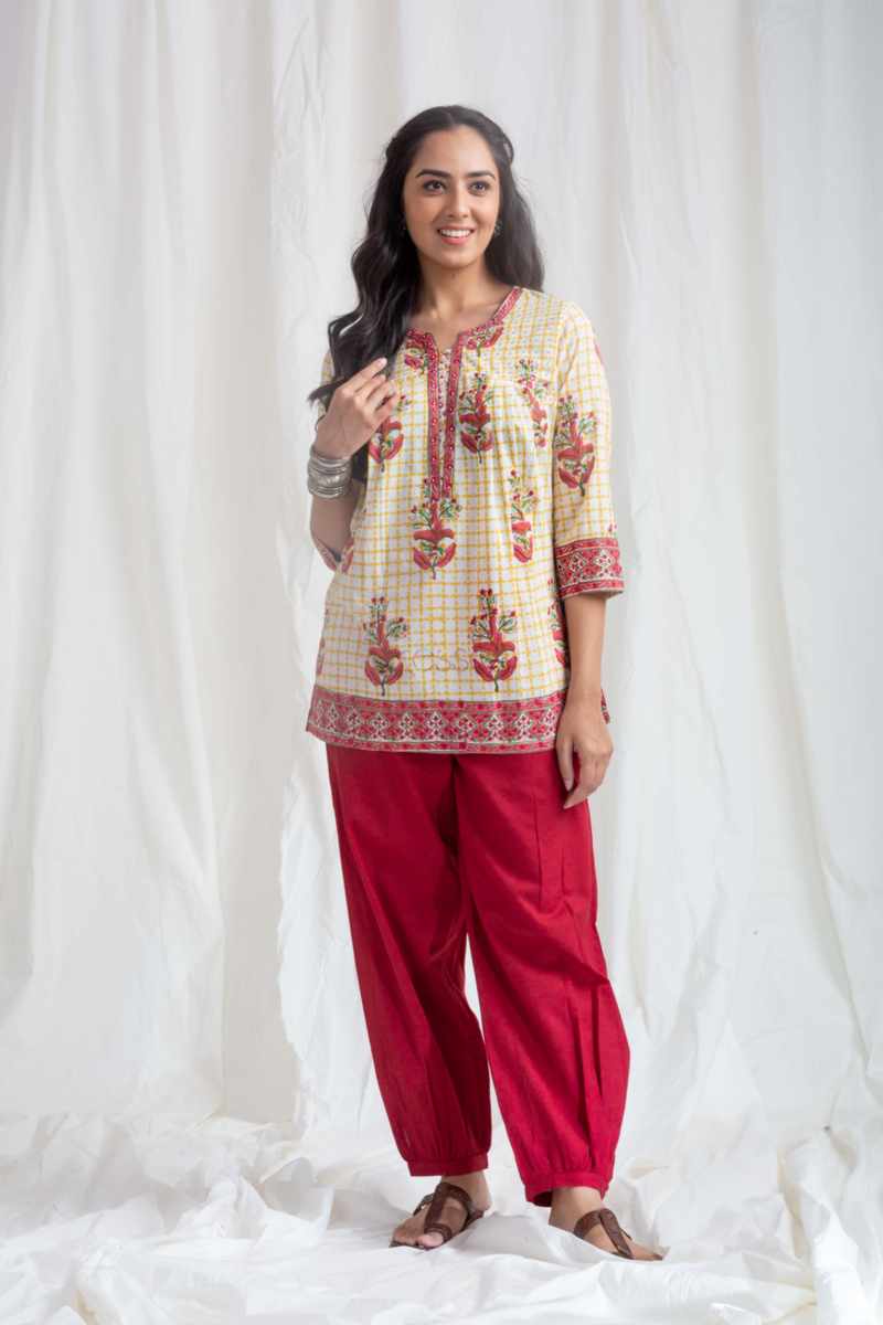 Image for Kusvaa Wsr437 Nishi Cotton Short Kurti Front
