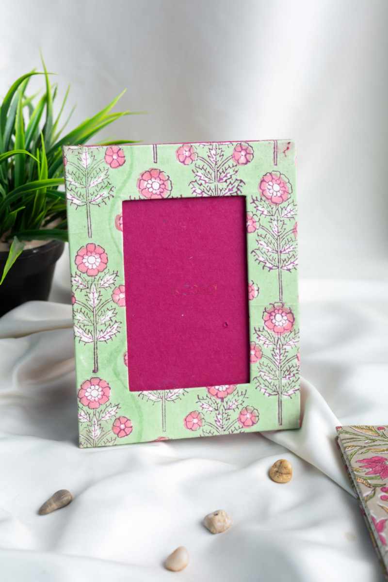 Image for Kusvaa Wsra305 Chitran Photo Frame Featured
