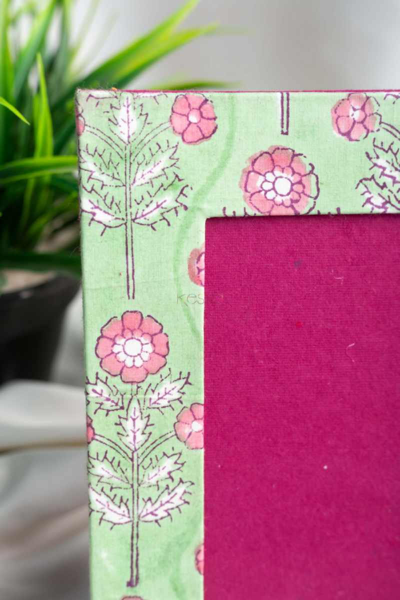 Image for Kusvaa Wsra305 Chitran Photo Frame Front