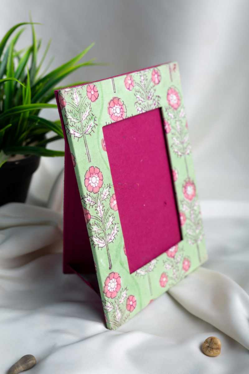Image for Kusvaa Wsra305 Chitran Photo Frame Side
