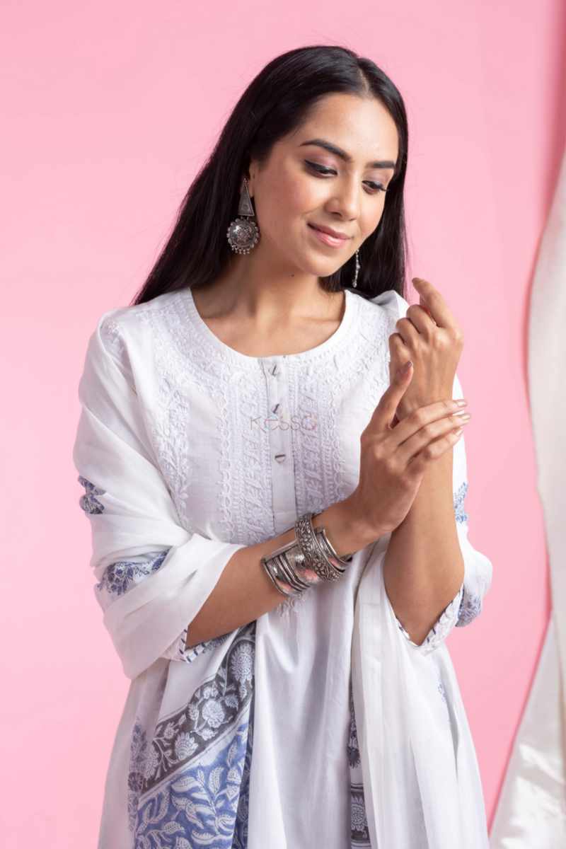 Image for Kusvaa Bpr62 Pinaki Cotton Kurta With Dupatta Set Sitting
