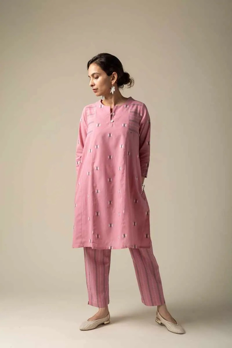 Image for Kusvaa Ne116 Leenakshi Handloom Cotton Top Pant Set Side
