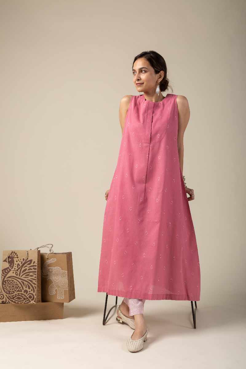 Image for Kusvaa Ne69 Kenisha Handloom Cotton Kurta Pant Set Back