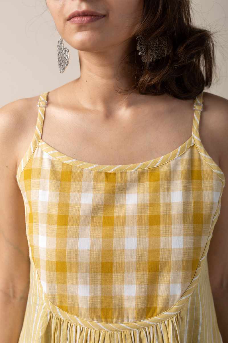 Image for Kusvaa Ne111 Dhruvi Handloom Cotton Dress Closeup