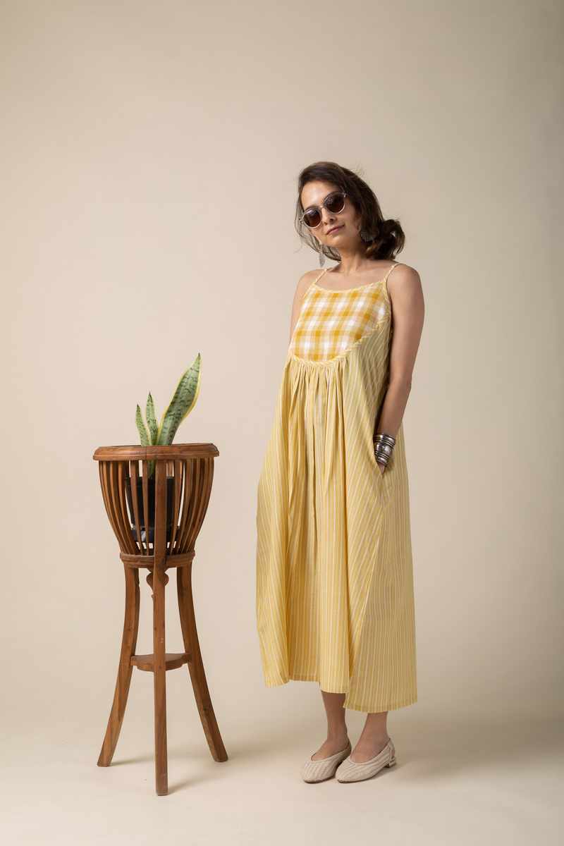 Image for Kusvaa Ne111 Dhruvi Handloom Cotton Dress Front