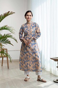 Image for Kusvaa Ne153 Artha Cotton Handblock Kurta Sitting