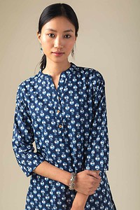 Image for Kusvaa Ne247 Abhitha Cotton Handblock Kurta Closeup