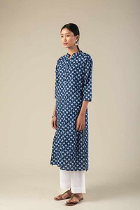 Image for Kusvaa Ne247 Abhitha Cotton Handblock Kurta Side