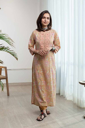 Image for Kusvaa Ne93 Dharika Cotton Handblock Kurta Featured
