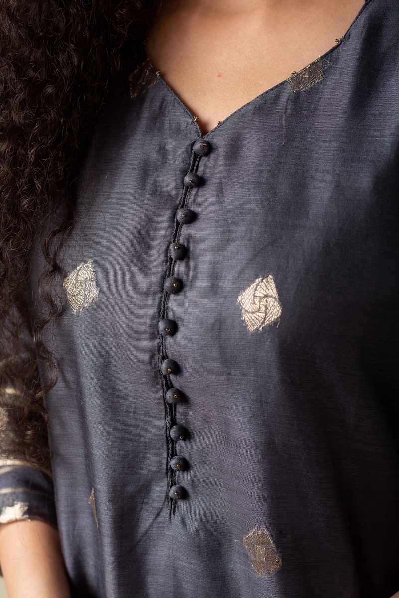 Image for Ne254 Bhavika Chanderi Straight Kurta Closeup